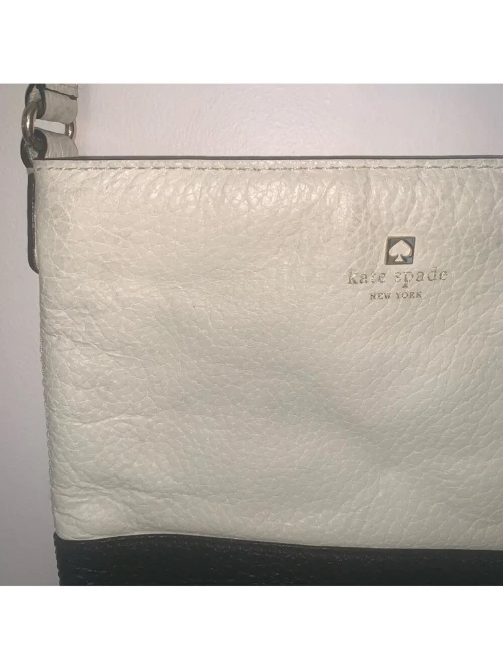 Kate Spade Black and White Crossbody Bag with Chic Color-Block Design